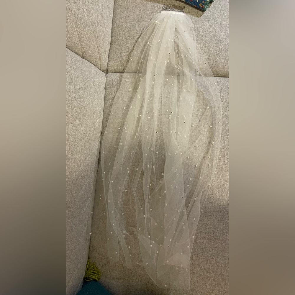 Pearl Bridal Veil